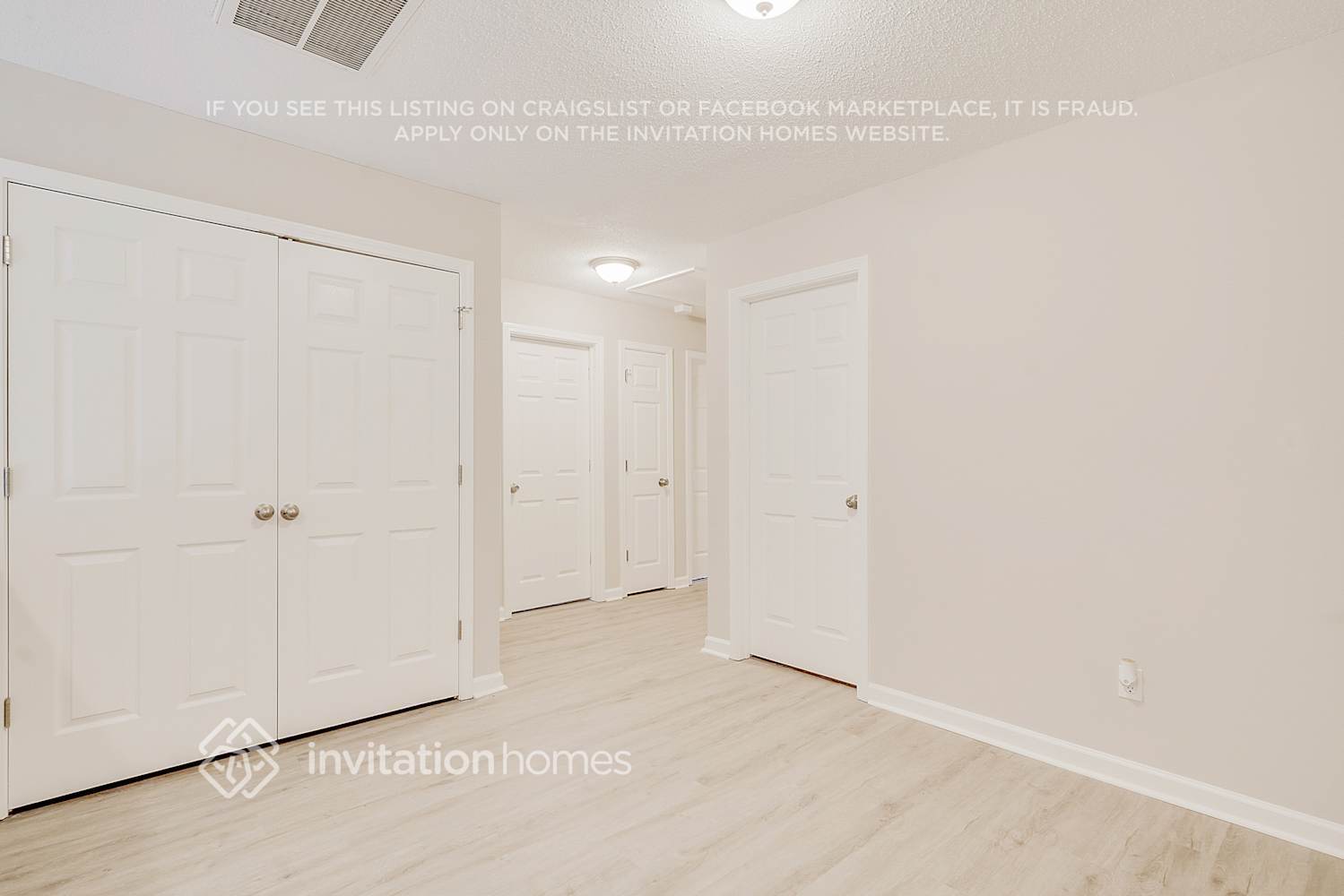 Building Photo - 4005 Shaded Oasis Ln