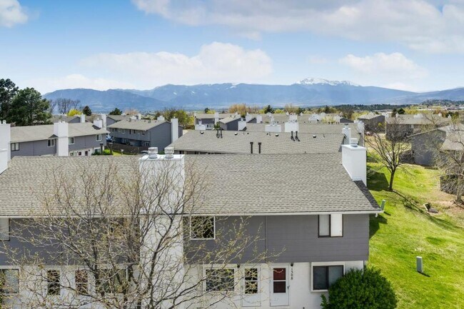 Building Photo - 1306 Soaring Eagle Dr