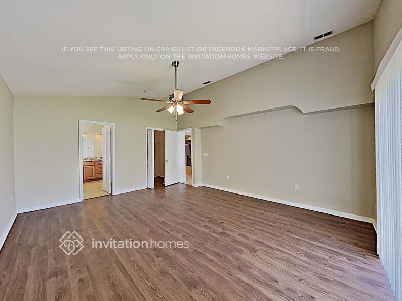 Building Photo - 4524 Great Blue Heron Dr