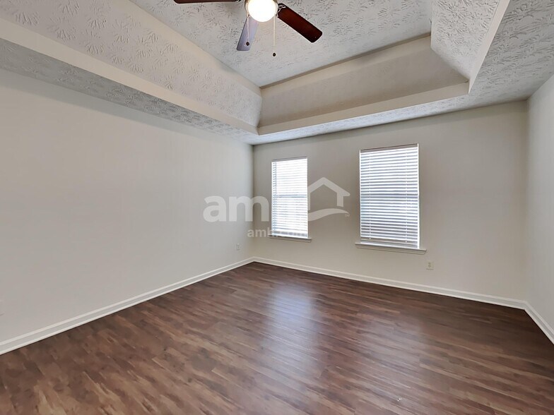 Building Photo - 750 Compton Ln