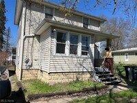 Building Photo - 783 Leonard St