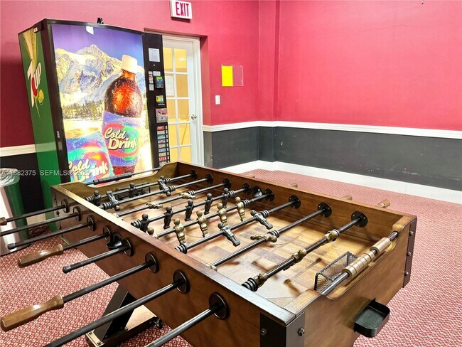 Building Photo - 230 174th St