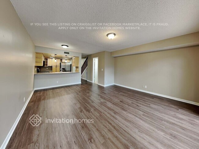 Building Photo - 4430 SW 70th Terrace