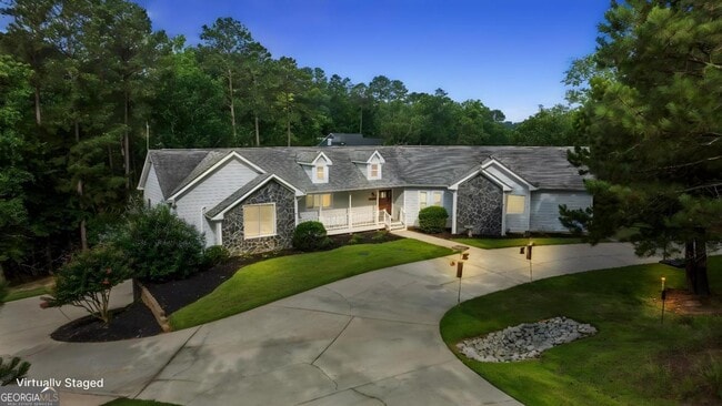 Building Photo - 1060 Old Rock Rd