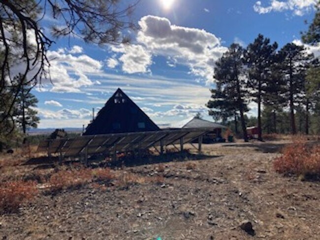 Building Photo - 701 Rincon Ridge Rd