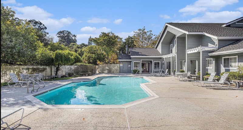 Building Photo - 7595 Canyon Meadows Cir