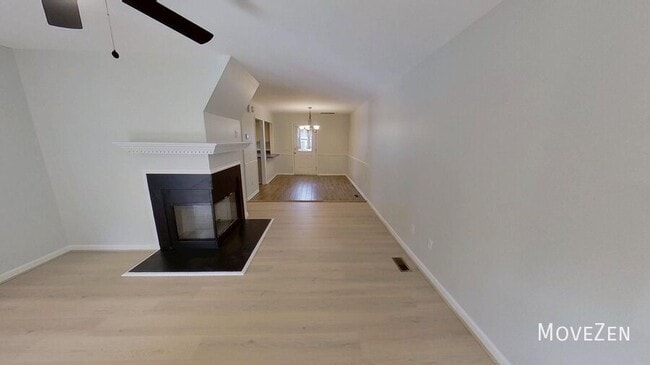 Building Photo - 117 Candace Pl