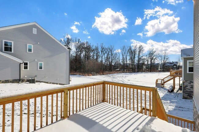 Building Photo - 12122 Warbler Wy