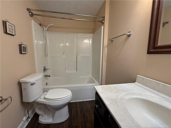 Building Photo - 3272 Dorian Rd