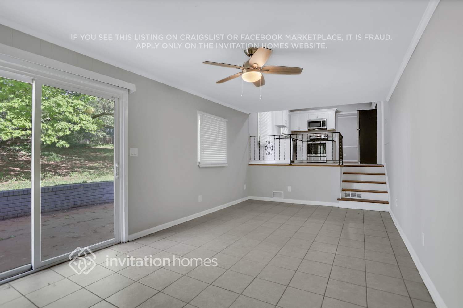 Building Photo - 2737 Knollview Dr