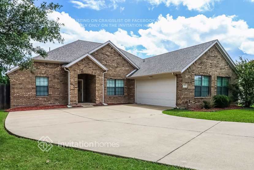 Building Photo - 529 Meadow Hill Dr