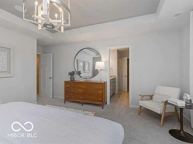 Building Photo - 4957 Oak Hl Dr