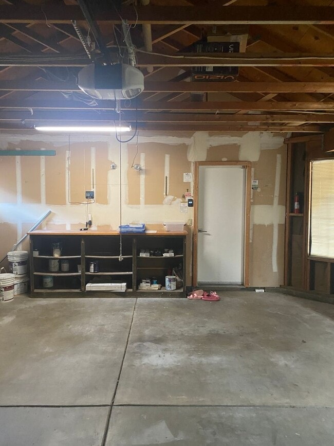 Building Photo - 1330 Puebla Way