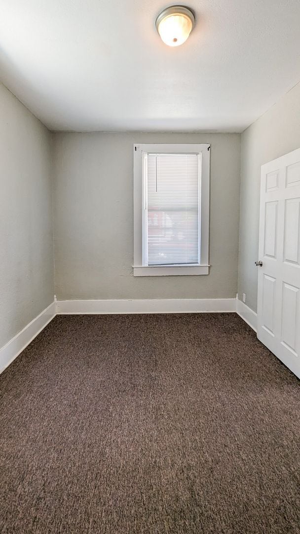 Building Photo - PRELEASING for AUGUST! Close to Campus; In-Unit Washer and Dryer