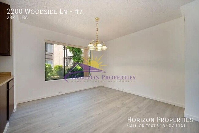 Building Photo - 2200 Woodside Ln