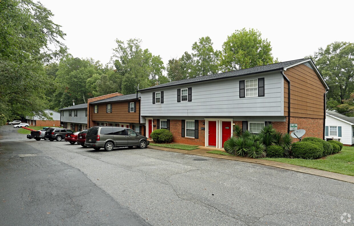 Forest Glenn Townhomes Belmont Nc Apartment Finder Forest Glenn Townhomes Belmont Nc Apartment Finder