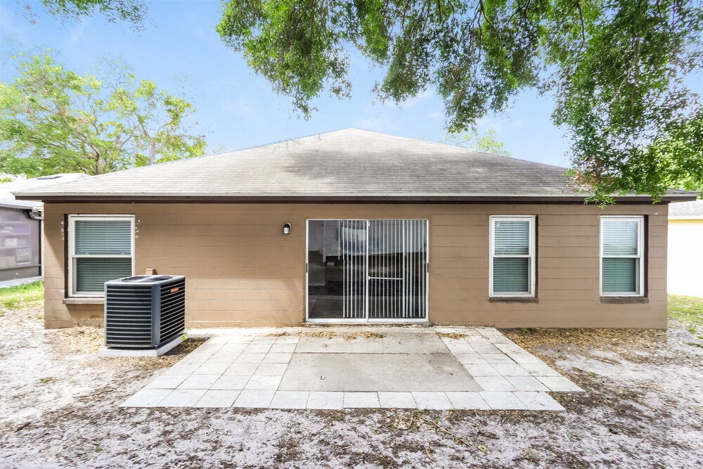 Building Photo - 409 Benson St