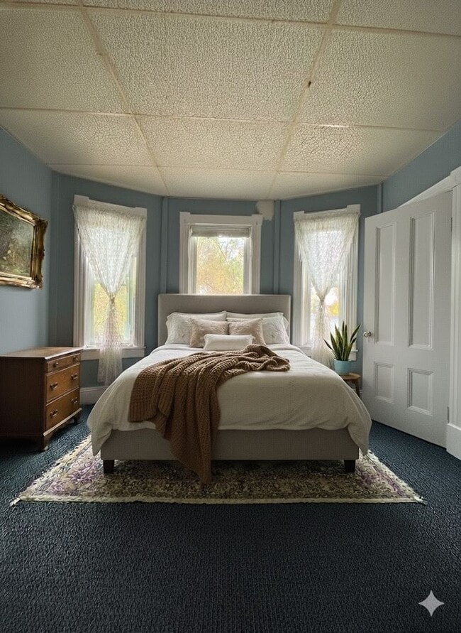 Building Photo - 5 Ellis Ave