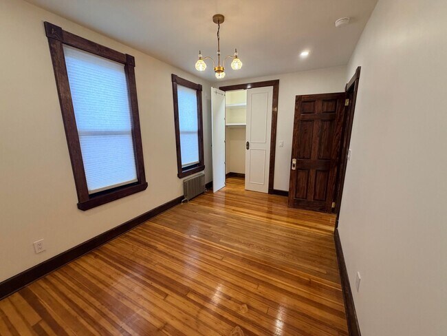 Building Photo - 153 Myrtle Ave