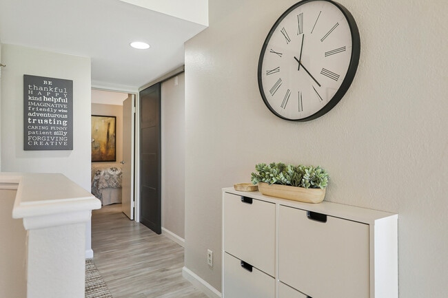 Building Photo - 78347 Terra Cotta Ct