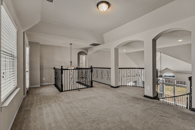 Building Photo - 14020 Sparrow Hill Dr