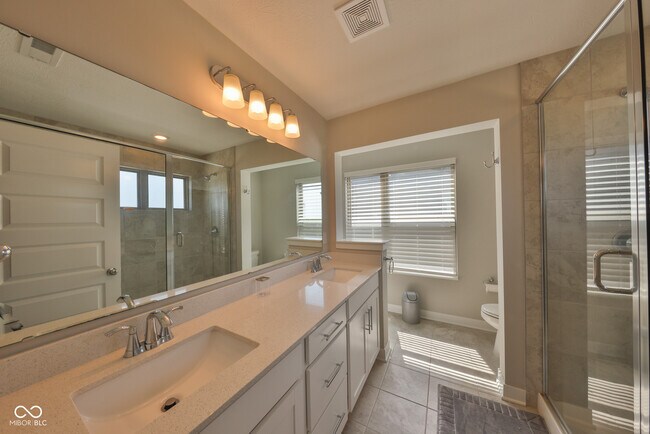 Building Photo - 13496 Erlen Dr