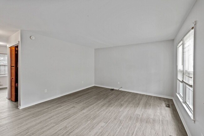 Building Photo - 2223 Bowlin Ct