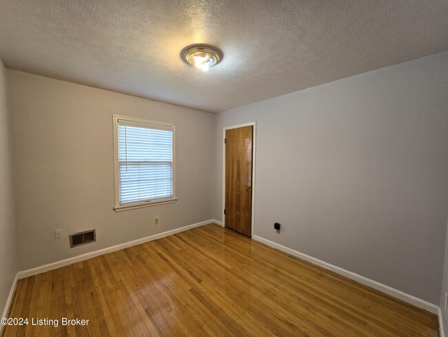 Building Photo - 4515 Lambert Rd