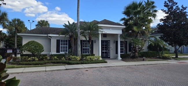 Building Photo - 10636 Regent Square Dr