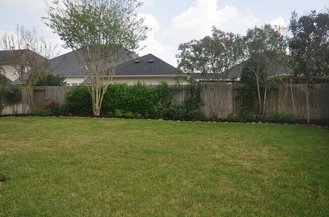 Building Photo - 20911 Avery Cove Ln