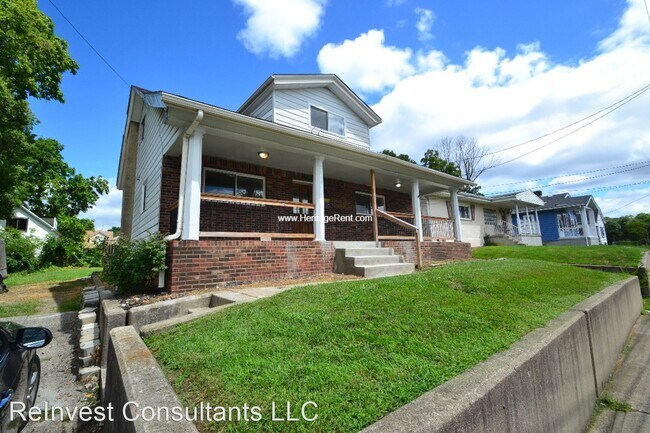 Primary Photo - 4 br, 2 bath House - 2040 North Bend Road