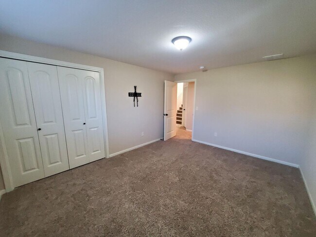 Building Photo - Pristine luxury Home in North Andover Neig...