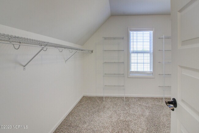 Building Photo - 262 Independence Blvd