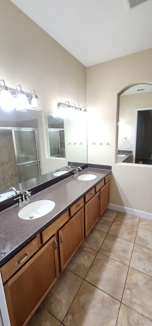 Building Photo - 3 Bed/2.5 Bath in Cypress Reserve