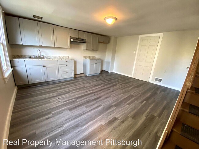 Building Photo - 3 br, 1 bath House - 318 Knox Ave