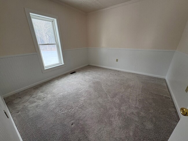 Building Photo - 237 Tiadaghton Hill Rd