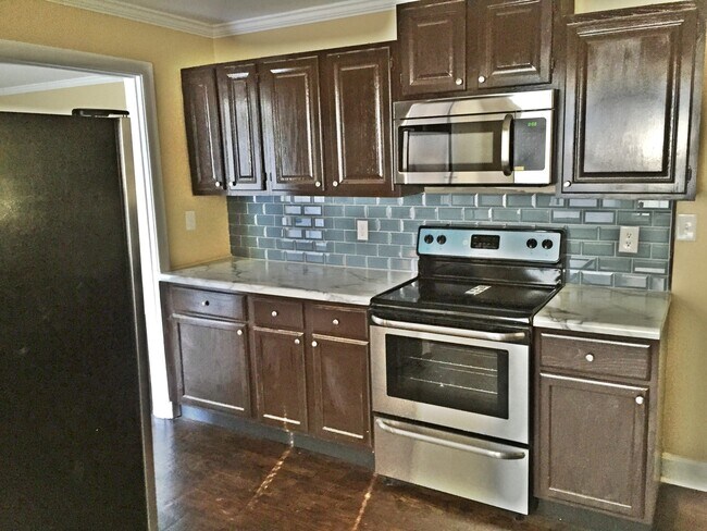 Building Photo - Great house in the City of Maryville
