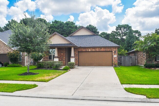 Building Photo - 18522 Hayden Pond Dr