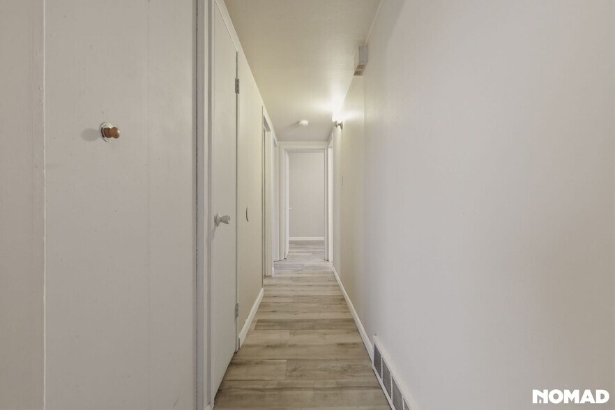 Building Photo - 529 Emerson Ave