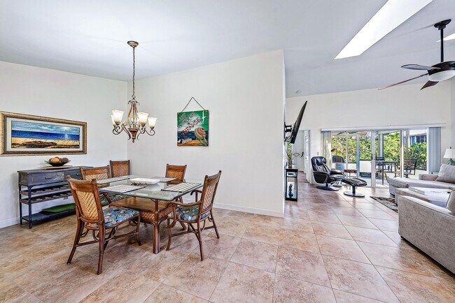 Building Photo - 1528 Ocean Dunes Cir