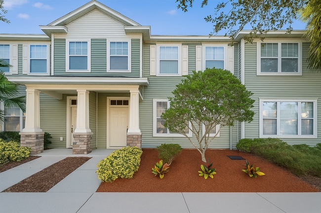 Primary Photo - 12252 Country White Cir