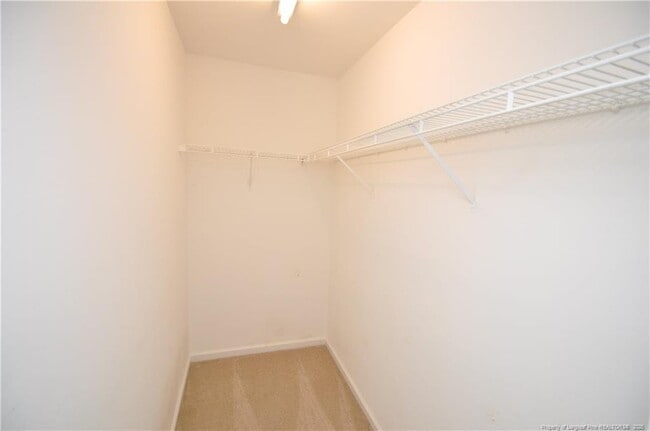 Building Photo - 402 Knightsborough Way
