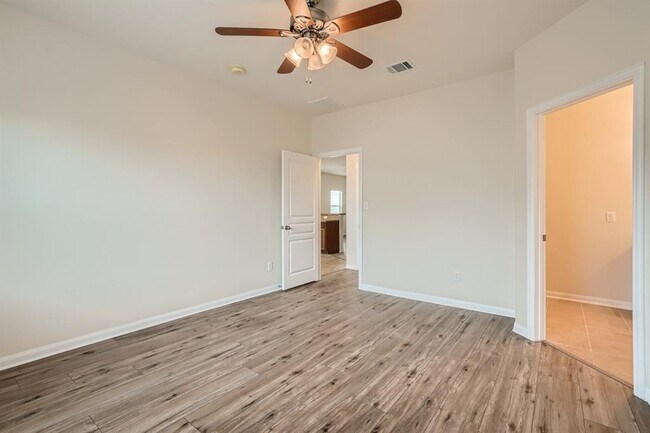 Building Photo - 137 Bufflehead Ln