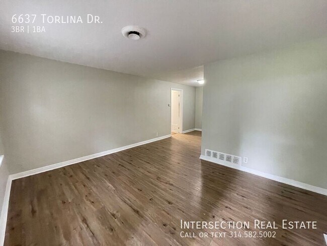 Building Photo - 6637 Torlina Dr