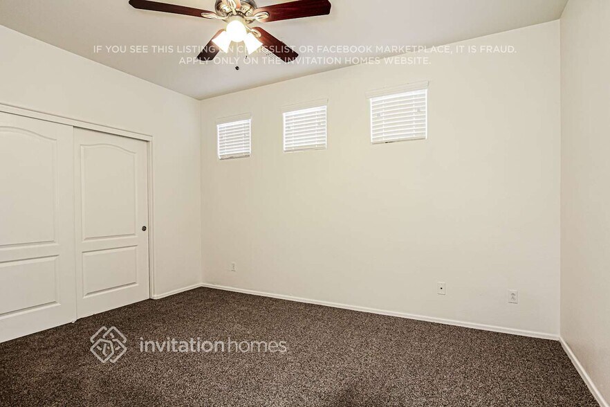 Building Photo - 385 S 172nd Dr