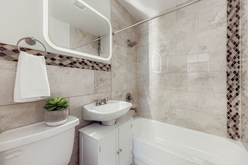 Building Photo - 1700 W Stoll Pl