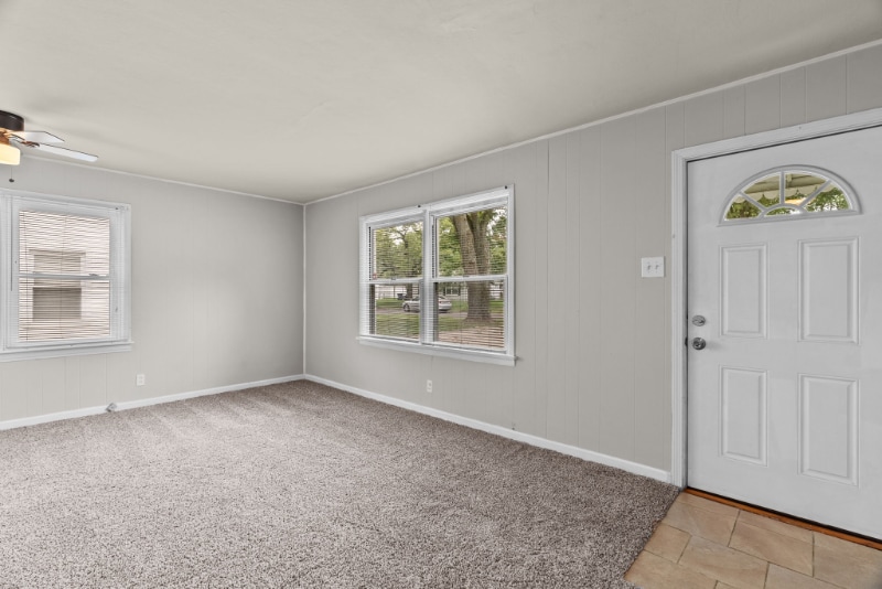 Building Photo - 20 Florval Dr