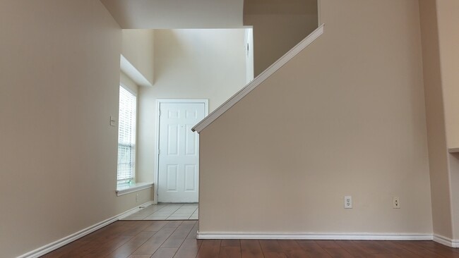 Building Photo - 39 S Camellia Grove Cir