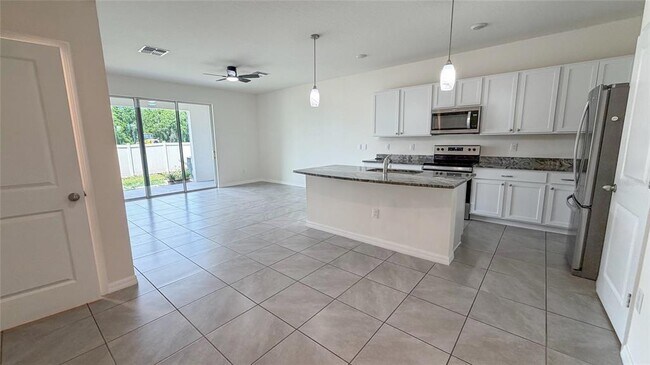 Building Photo - 11071 Crescent Deer Dr