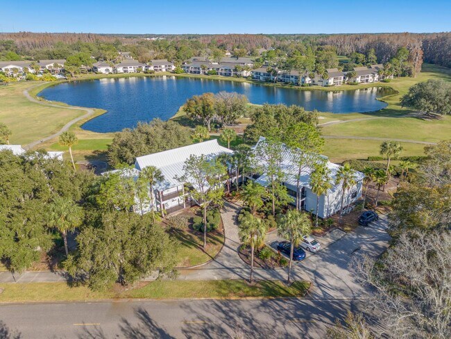 Building Photo - Furnished Resort 2/2 Condo, on Golf Course, Lake Views